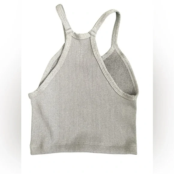 FREE PEOPLE Movement happiness Runs crop tanks size M/L  set of two Grey/White - Picture 5 of 14